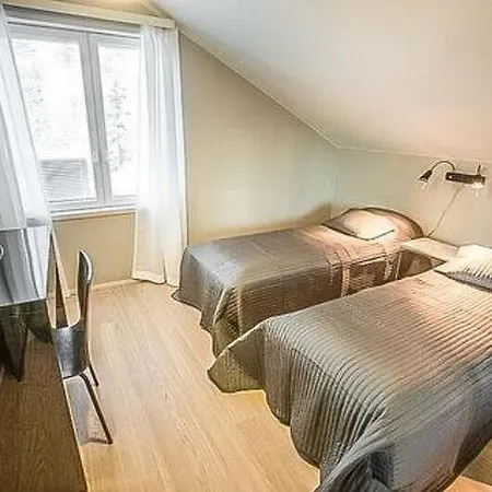 Loma-asunnot Sleeps 10 Wifi Sirkka